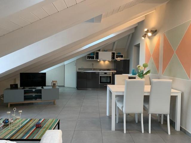 Mansarda Amore Apartment Cannobio Exterior photo